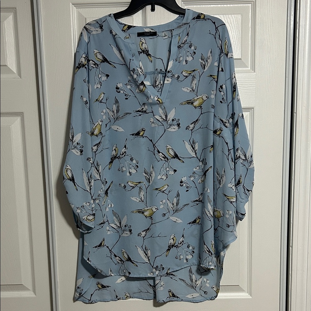 T Tahari Blue Bird Print Blouse